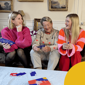 Crack List: The Crack-You-Up Categories Card Game - Hachette Boardgames UK