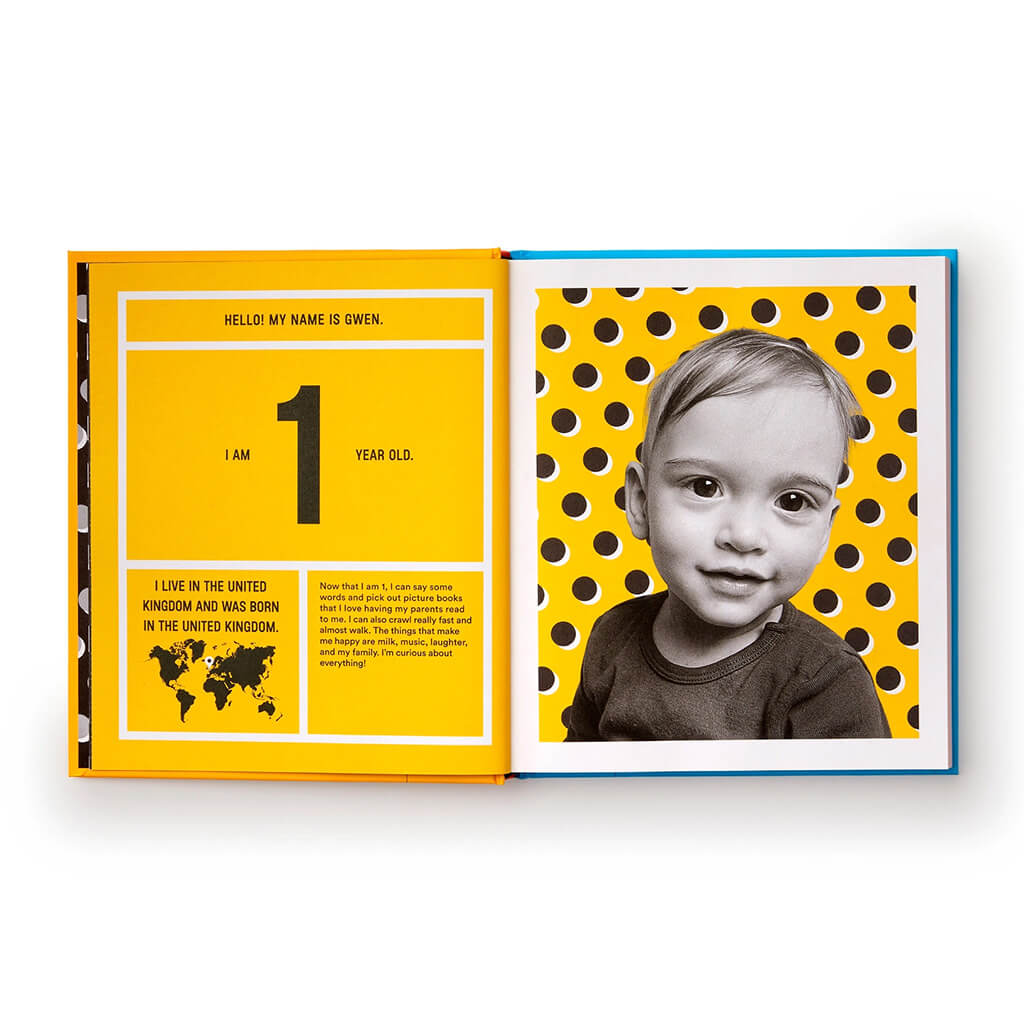 How Old Am I? 100 Faces From Around The World - Phaidon Press (Hardback)