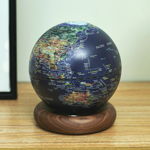 AtlasGlobe Lamp - Gingko Design