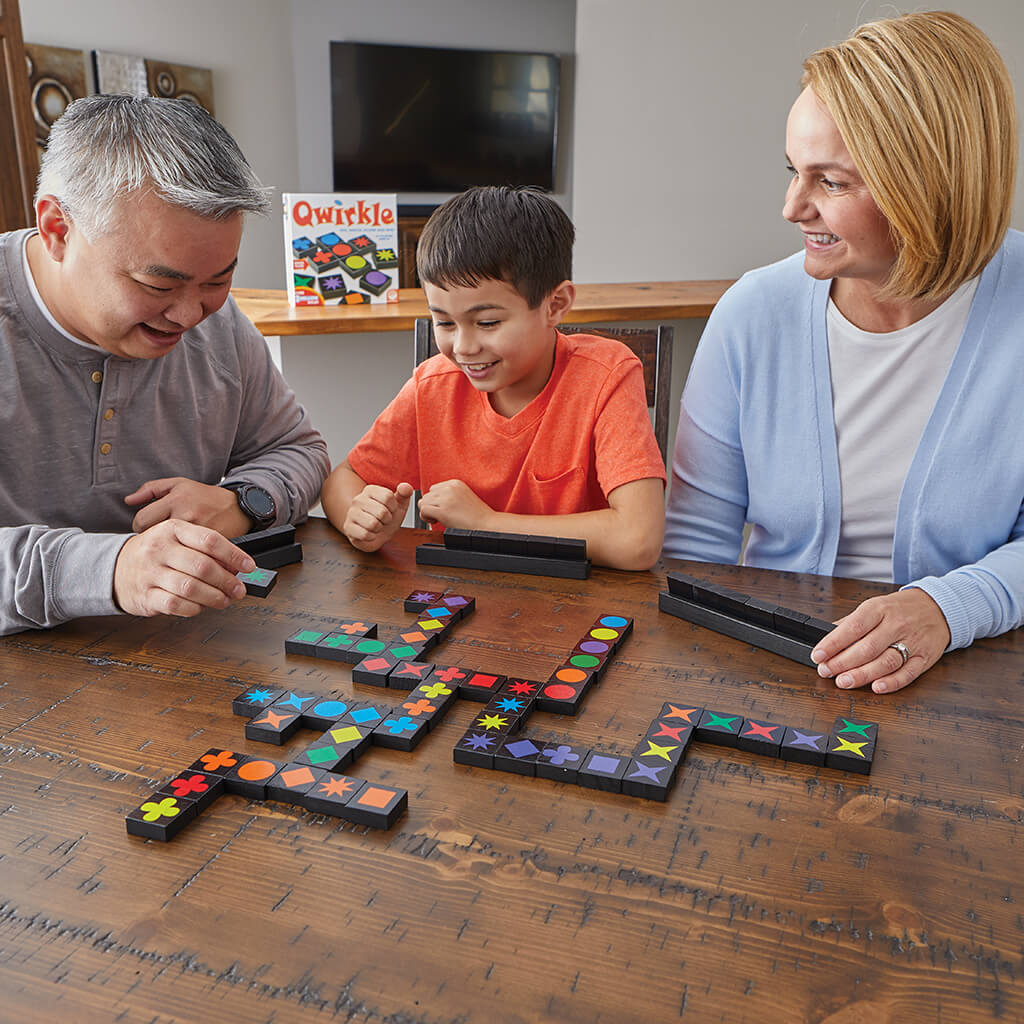 MindWare Qwirkle™ Game - 2 to 4 Players - Ages 6+ 